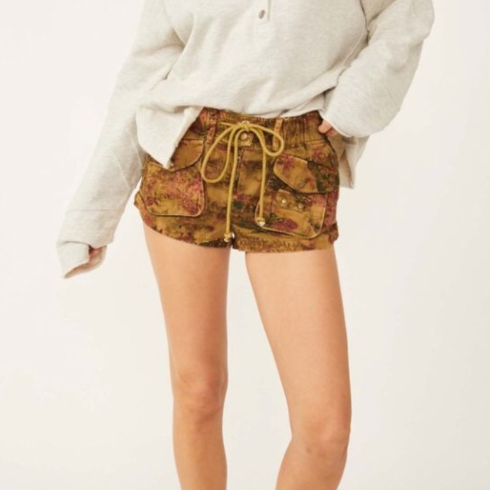 Free people shorts size large